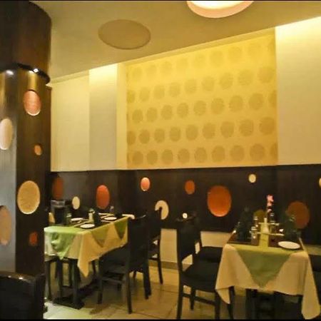 Hotel Mj Residencia Dehradun Exterior foto