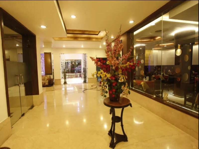 Hotel Mj Residencia Dehradun Exterior foto